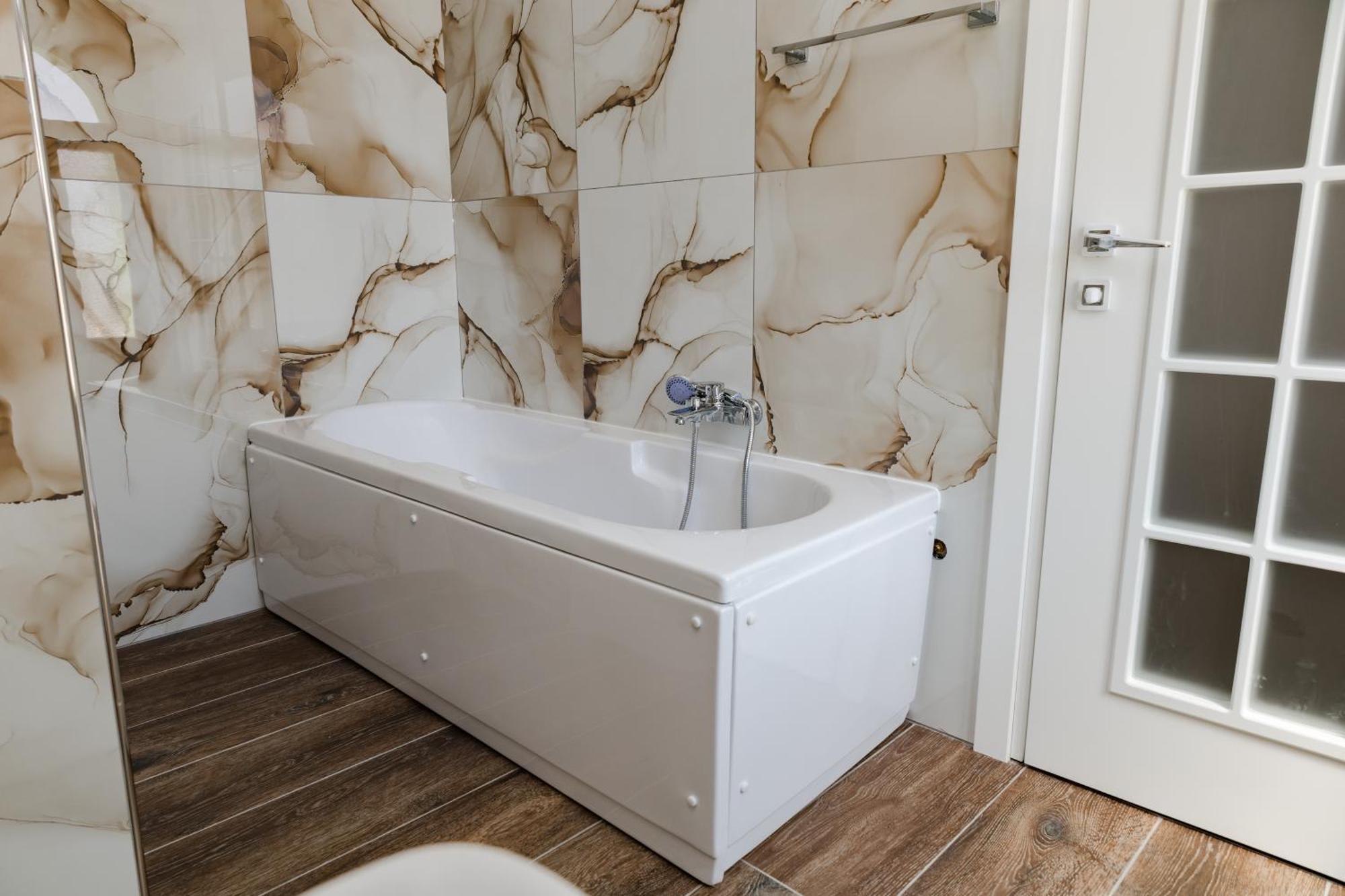 Riviera Hotel-City Center Vlore Ngoại thất bức ảnh